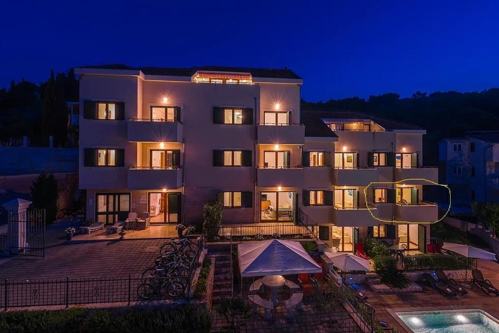 Apartament Slatine No 1 Слатине Екстер'єр фото