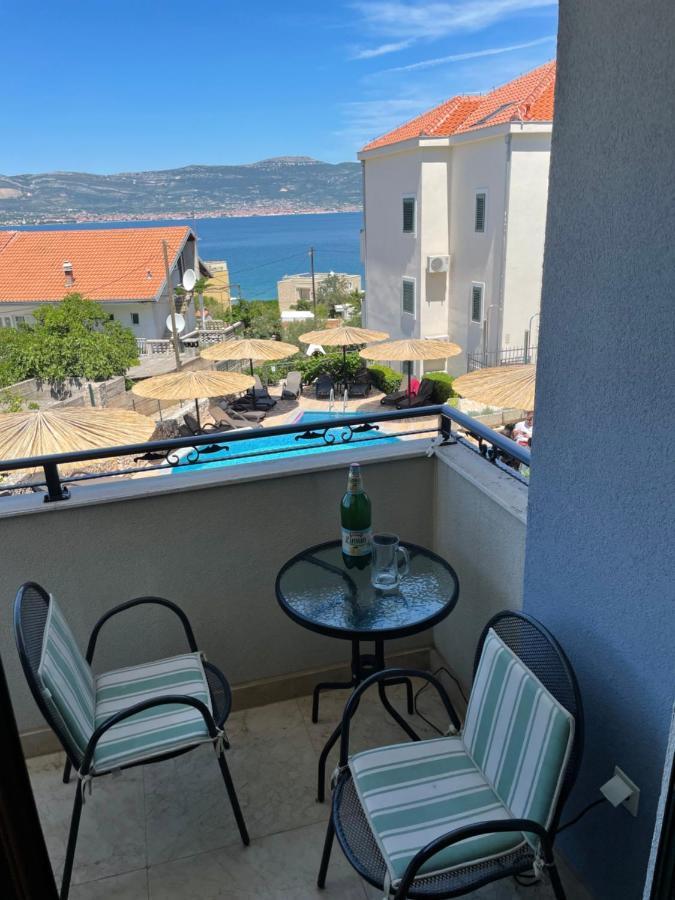 Apartament Slatine No 1 Слатине Екстер'єр фото