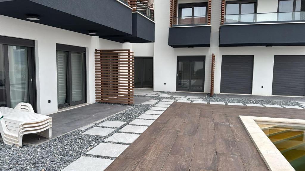 Apartament Slatine No 1 Слатине Екстер'єр фото